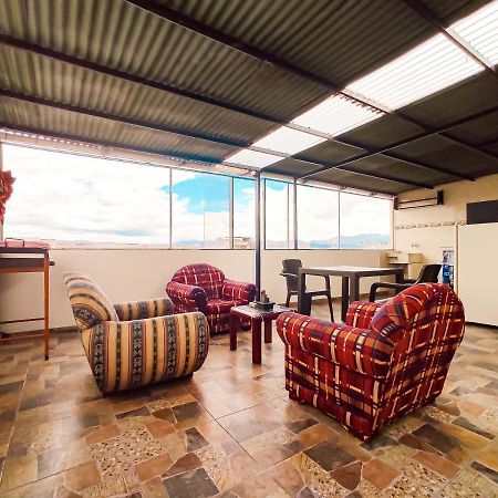 Hermoso Apartaestudio A 10 Minutos Del Aeropuerto Bogotá Eksteriør billede
